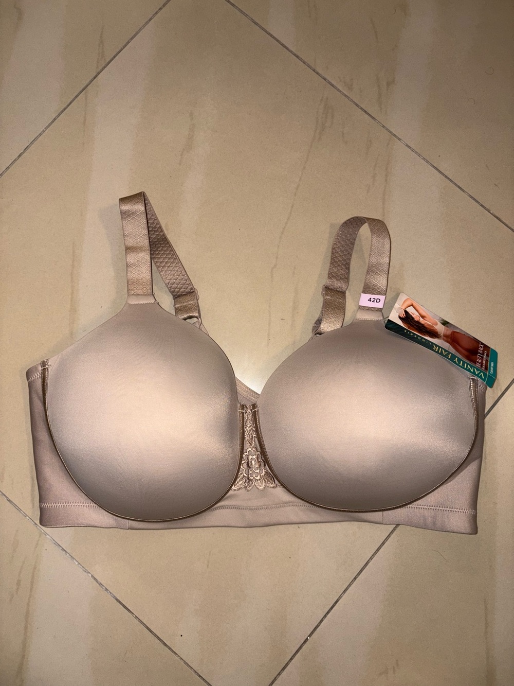 Vanity Fair Smooth Nude T-Shirt Bra with Light Lace Accent